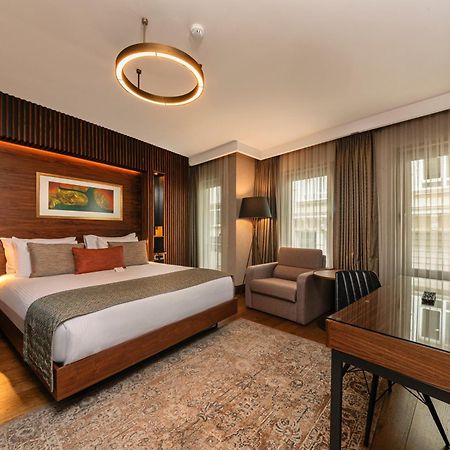 Levni Plus Hotel Istanbul Bagian luar foto